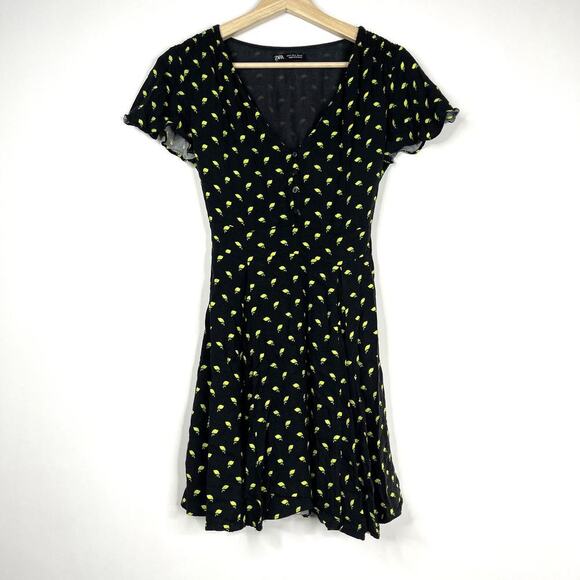 2/$30 ZARA Lemon Print Fit and Flare Black Dress V-Neck Scalloped Sleeve #6871 - Picture 3 of 16